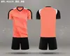 Uniformes de Entrenamiento de Fútbol de Manga Corta Nuevos para Niños al por Mayor, Uniformes Deportivos de Competición Transpirables de Secado Rápido para Adultos, Camisetas de Fútbol