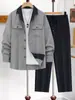 Conjunto de Camisa de Cuello Cubano para Hombre Europeo y Americano al por Mayor en Stock, Camisa de Manga Larga con Solapa de Bloques de Color, Conjunto de Dos Piezas de Pantalones Largos Casual