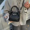 Bolso de Hombro de Moda Transfronterizo 2026 con Acabado de Alta Gama, Bolso de Mano Versátil para el Trayecto Diario, Bolso Cruzado Texturizado, Bolso Versátil para Mujer