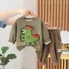 Moletom de Veludo com Gola Redonda para Meninos Estilo Novo Roupa de Bebê Infantil Calça Acolchoada Roupa de Dinossauro com Desenho para Meninas