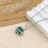 Collar con Flores de Colores y Diseño de Corazón, Accesorios de Collar Corazón del Océano para Mujeres, Temperamento de Lujo Ligero, Regalo Versátil para Mejor Amiga