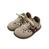 Novos Tênis de Algodão Estampa de Leopardo para Crianças Tênis Infantis Tênis para Meninos Sapatinhos de Bebê Sapatos de Bebê Quentes com Forro de Lã 3889