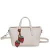Bolso de Mano de Fresa Simple de Moda Estilo Coreano Nuevo Verano 2026 para Mujer, Bolso Pequeño de Hombro