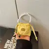 Bolsa de Moda para Mujer Verano 2026 Estilo Coreano Moderna y Elegante Bolso de Hombro Cruzado Bolso con Cadena de Perlas Bolso Cubo