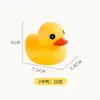 Juguetes de baño para niños de pato amarillo pequeño al por mayor Juguetes de pato pequeño de vinilo para llamar pellizcando agua de bebé para niños Juguetes de pato pequeño para nadar