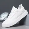 Sapatos masculinos de comércio exterior novos sapatos de lona respiráveis sapatos masculinos plus size versáteis sapatos de skate brancos pequenos de sola grossa sapatos esportivos casuais populares