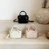 Bolsa Saco Fashion Feminina 2025 Nova para Trabalho e Dia a Dia Grande Capacidade Bolsa de Mão Senso Avançado Casual Bolsa de Ombro