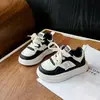 Zapatos de Lona para Niños Pequeños 2025 Primavera y Otoño Nuevo Estilo Zapatos para Niñas Suela Suave Casual Zapatillas Antideslizantes Transpirables para Bebé