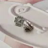 Broche Metálico de Patrón Nuevo Estilo Chino de Lujo de Nicho con un Toque de Alta Gama para Trajes, Abrigos, Gabardinas y Decoración de Ropa Formal