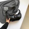 Moda simple de alta gama diseño minoritario bolso baguette bolso medialuna 2024 bolso nuevo bolso de hombro bolso de axila bolso de mujer
