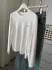 Toque Suave e Aconchegante ~ Camiseta Básica de Gola Redonda com Bordado Simples de Elefante para Mulheres, Top Versátil Soltinho e Emagrecedor para Outono e Inverno