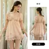 Camisola de malha acetinada sedosa com decote em V profundo e detalhes de laço doce, roupa de casa W7577