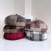 2025 Versión Coreana Nuevo Boina de Cuadros Británicos para Mujer Otoño Casual Cálido Sombrero de Artista Versátil Elegante Sombrero de Calabaza