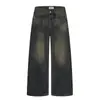 Jeans Streetwear Retro Americano Lavado Desgastado Estampa de Grafite com Letras Corte Solto Perna Larga Perna Reta Barra Desfiada para Homens e Mulheres