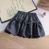 Conjunto Infantil Feminino 2025 Blusa Azul com Borda de Orelha Camiseta de Manga Curta Bolinhas Onda Shorts Botão Verão Novo Conjunto de Duas Peças