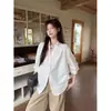 Tops e camisas femininas únicas, bonitas e estilo petite chic francês para looks de trabalho, novo estilo popular e moderno de 2026