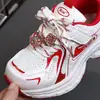 2026 Nuevo Modelo Zapatos Deportivos de Suela Ligera de Eva para Niños y Niñas al por Mayor Estilo Coreano Zapatos de Malla para Niños Zapatos Rojos de Año Nuevo 5587