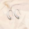 Pendientes sencillos de gota de agua de estilo japonés y coreano para mujer, de acero de titanio, con temperamento retro y moderno, que combinan con todo, pequeños pendientes de estilo europeo y americano.