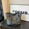 Bolsa Grande com Estampa de Letras 2026 Tendência Simples Casual Texturizada Bolsa de Ombro Retrô Bolsa Tote Duas Peças
