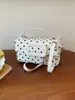 Bolso Pequeño Cuadrado Súper Moderno de Lunares de Nicho Lindo para Mujer, Bolso Cruzado, Bolso de Mano Pequeño de Alta Gama, Bolso de Tofu Moderno y Versátil