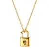 Collar de Acero Inoxidable con Colgante de Acero de Titanio Chapado en Oro de 18K Transfronterizo Europeo y Americano 19mm Candado Grabado con Láser 26 Iniciales Personalizadas