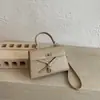 2026 Nova Bolsa de Mão Retrô de Outono Bolsa Tote Pequena Bolsa Quadrada Pequena Feminina Bolsa Simples de Ombro Único Transversal