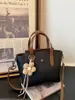 Bolsos de diseñador de nicho para mujer 2026 moda nuevo estilo bolso de mano texturizado de gran capacidad versátil bolso de hombro y cruzado