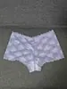 Calzoncillos tipo bóxer de encaje para mujer, de cintura media, transpirables, con bordes ondulados, sin costuras, no aprietan, disponibles en varios colores, suministro directo del fabricante, entrepierna de algodón puro