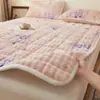 Juego de Sábana Bajera Ajustable de Terciopelo de Leche de Invierno de Tres Piezas con Acolchado Engrosado Cálido de Coral Fleece Pieza Única Antideslizante Cubierta de Colchón