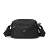 Nueva bolsa de tela de nailon súper popular, bolso pequeño de un solo hombro cruzado, bolso femenino casual versátil resistente al agua, ligero para ir al trabajo, gran capacidad