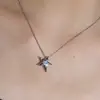 Collar de Estrella de Cinco Puntas Asimétrica Incrustada de Diamantes Chapado en Oro Blanco Plata S925 Diseño Único de Nicho Cadena para Clavícula Dulce y Fresca para Mujeres