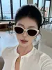 Gafas de Sol Nuevas 2025 con Montura Negra, Degradado Rosa Rubor, Ojo de Gato Cuadrado y Redondo para Mujeres, Aspecto Adelgazante, Gafas de Sol de Malla de Gama Alta Sin Maquillaje