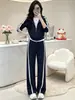Conjunto Deportivo Casual de Alta Gama Europeo para Mujer Moda Otoño Chaqueta Corta Reductora de Edad Top Pantalones de Pierna Ancha Conjunto de Dos Piezas