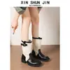 Botines de trabajo retro de tacón grueso hasta la mitad de la pantorrilla para mujer, con patchwork de lona, punta redonda, acabado desgastado y estilo botín corto, perfectos para uso casual y para crear una silueta estilizada, reminiscentes de las botas vaqueras.