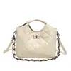 Bolsa de Ombro Versátil com Corrente, Bolsa Transversal para o Dia a Dia para Mulheres, Bolsa de Mão Acolchoada Elegante de Alta Qualidade, Nova Bolsa de Palha para Mulheres
