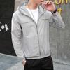 Nueva chaqueta informal con capucha de tres barras para hombre, ropa de piel, chaqueta de protección solar de verano.