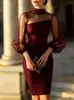 El vestido más vendido de Amazon con cuello semi-alto y mangas de malla transparente, un vestido ajustado al cuerpo, bodycon, de longitud media, perfecto para eventos nocturnos.