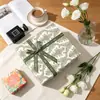 Cajas de Regalo PersonalizadasCajas para Bufandas Personalizadas Directo de Fábrica, Se Acepta Personalización a Partir de Sus Diseños, Disponibles Cajas de Regalo para Bufandas en Pequeñas Cantidades