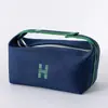 Bolsa Casual e Personalizada Bolsa de Maquiagem Impermeável e à Prova de Poeira Bolsa de Maquiagem Satchel Estilo Ins Grande Capacidade Multifuncional Necessaire