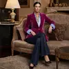 Sitio web independiente Blazer de terciopelo vintage transfronterizo europeo y americano para mujer con solapa de un botón y puños de color contrastante, chaqueta pequeña de corte ajustado