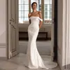 Vestido de novia ligero de un hombro transfronterizo AliExpress, estilo europeo y americano, silueta sirena ajustada, adecuado para sesiones de fotos de viaje, con una pequeña cola