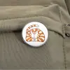 Broche de Gato Laranja Gordo Preguiçoso, Insígnia de Metal Divertida Pintada à Mão, Pino de Decoração de Mochila para Estudante com Personalidade de Nicho