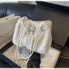 Bolsos de Peluche Transfronterizos para Mujer, Gran Capacidad, Nuevos Modelos Otoño e Invierno 2026, Bolsos de Hombro Más Vendidos de Este Año, Bolsos Cubo de Peluche