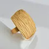 Pendientes de acero inoxidable serie geométrica retro moda europea y americana para mujer, pequeños, frescos, con temperamento, lujo ligero, nicho, sensación de alta gama