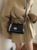 Bolso de Mano de Alta Gama para Mujer, Nuevo Bolso de Hombro Retro de Moda 2025, Bolso Cruzado para el Trabajo y el Trayecto, Bolso Cuadrado Pequeño