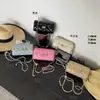 Bolso de Cadena Romboidal de Piel de Vaca Pequeño Bola Dorada Mini Bolso Cuadrado Pequeño 2024 Nuevo Bolso de Hombro Cruzado Versátil Bolso Pequeño Piel Genuina