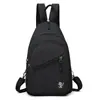 Nova mochila elegante de ombro único para viagens de negócios, deslocamento e compras, versátil e pode ser usada como bolsa de ombro, cor sólida, leve, bolsa de peito da moda para casais
