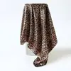 Bufanda cuadrada de satén con estampado de leopardo de 90 cm, pañuelo cruzado de seda, bufanda europea y americana para mujer, turbante de muselina