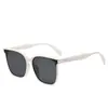 Gafas de Sol Gafas de Sol para Hombre Clásicas Negras Forma Súper Caja Holográfica Superficie Flotante Protección UV Gafas de Sol Sentido Avanzado