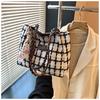 Bolsas Casuales Nuevas de Invierno 2026 Transfronterizas para Mujer, Bolsas Grandes de Moda Nuevas, Bolsas de Gran Capacidad, Bolsas de Cuadros para Mujer